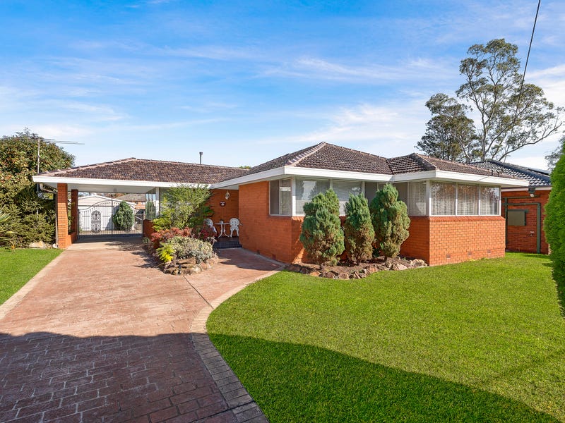 17 WILKINSON STREET, Elderslie, NSW 2570 Property Details