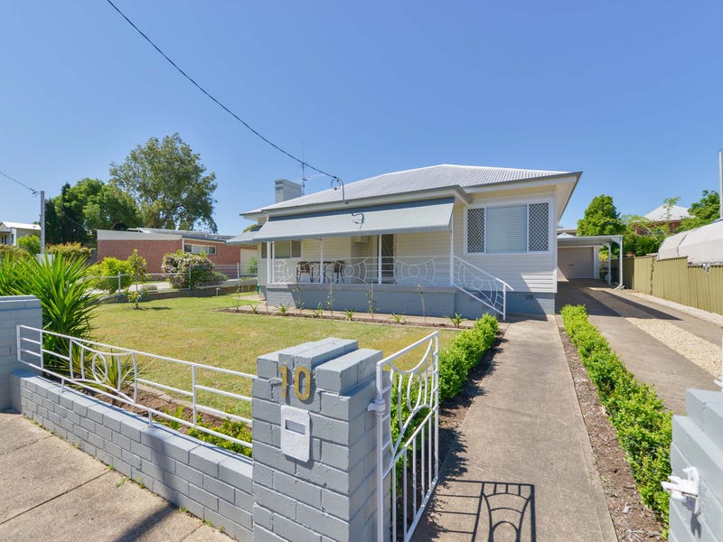 10 Griffin Avenue, Tamworth, NSW 2340 Property Details