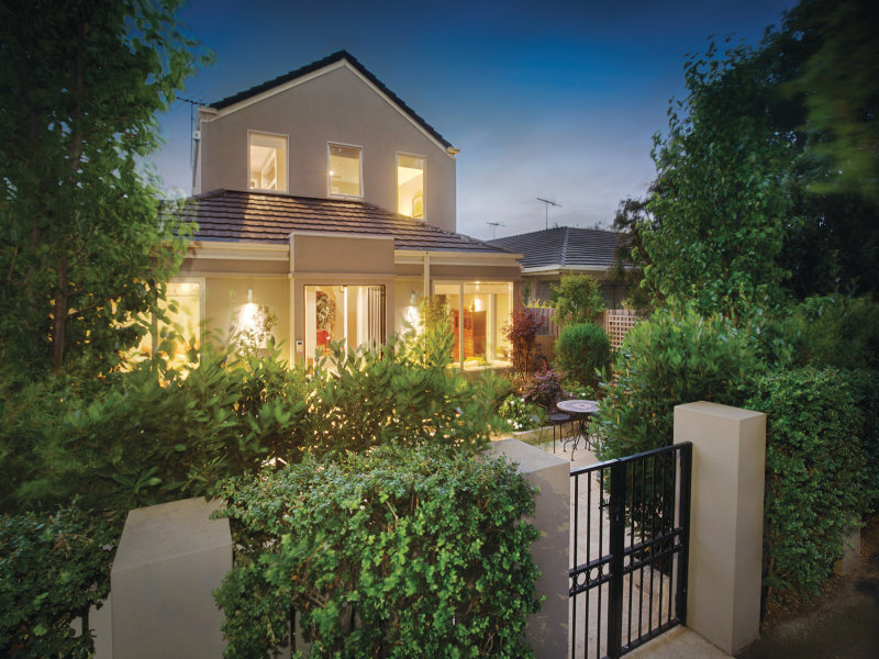 1/101 Martin Street, Brighton, Vic 3186 Property Details