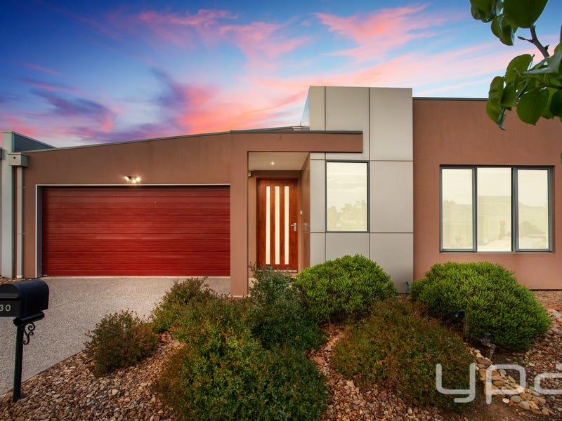 30 Yankos Drive, Werribee, Vic 3030 Property Details