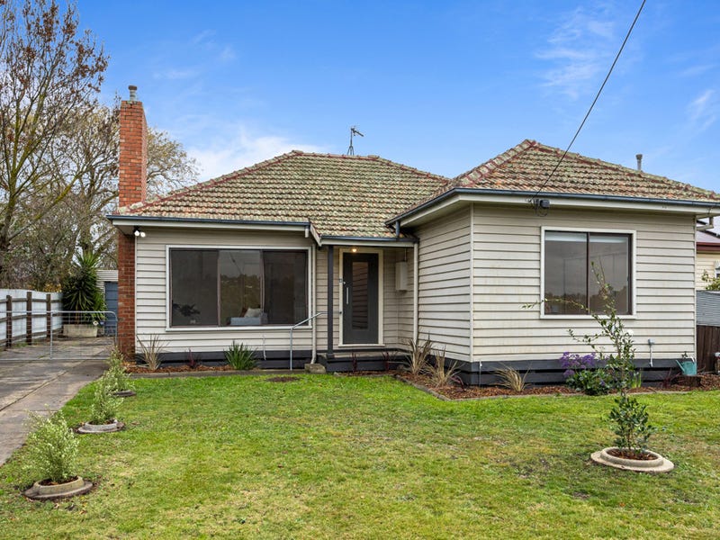 16 Orion Street, Sebastopol, Vic 3356 House for Sale