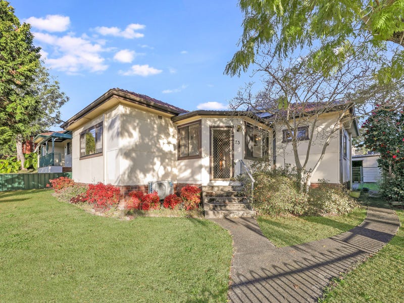 73 Henry Lawson Drive, Peakhurst, NSW 2210 Property Details