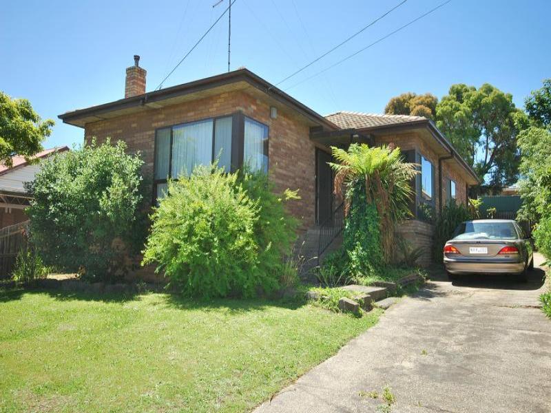 313 Chisholm Street, Black Hill, VIC 3350