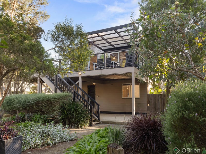 1/10 12 Medina Road, Cowes, Vic 3922 Property Details