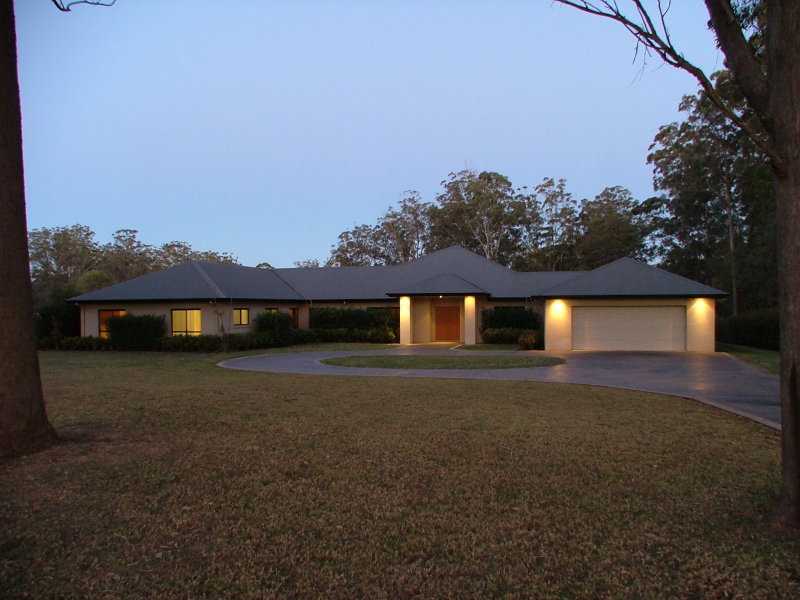 54 Penny Road, Highfields, QLD 4352