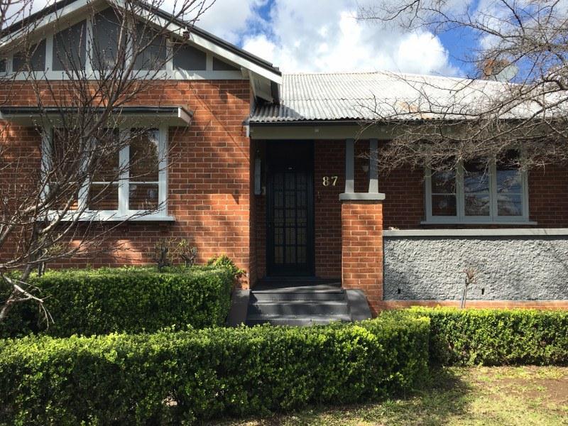 87 Fitzroy Street, East Tamworth, NSW 2340