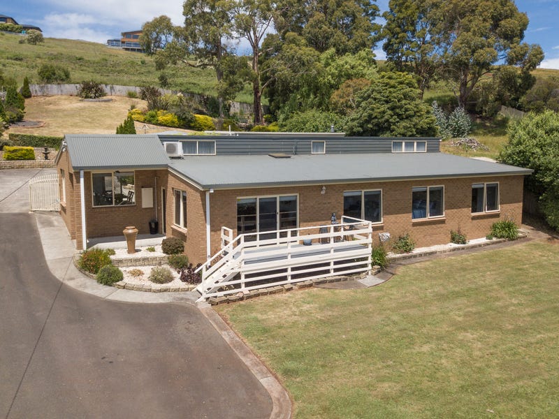 31 River Road, Ambleside, Tas 7310 Property Details