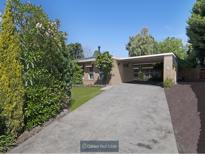 7 Hayden Avenue, Frankston, Vic 3199 Property Details