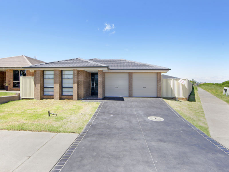 92 Mataram Road, Woongarrah, NSW 2259 Property Details