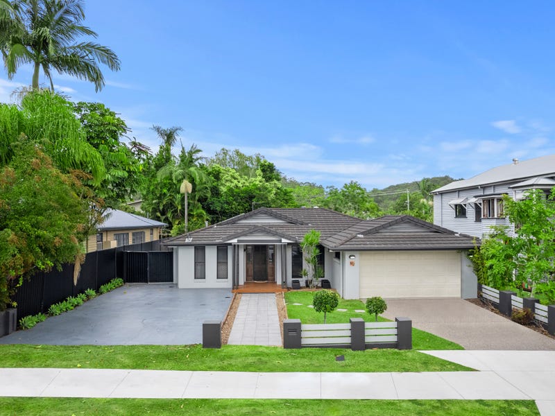 82 Tabilban Street, Burleigh Heads, QLD 4220