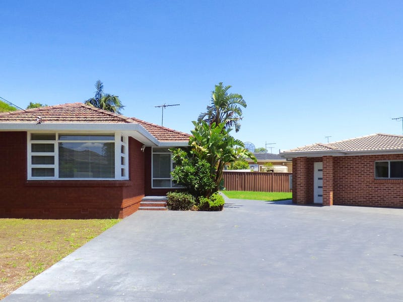 7 Lindley Avenue, Macquarie Fields, NSW 2564