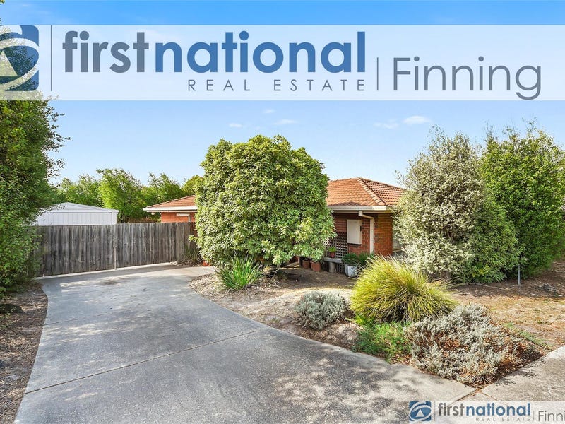 21 Courtenay Avenue Cranbourne North Vic 3977