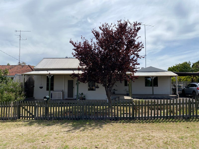 13 Bath Street, Manjimup, WA 6258 Property Details