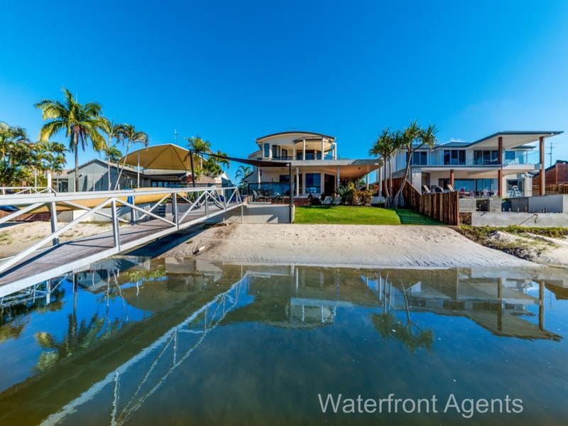 Houses for Sale in Mooloolaba, QLD 4557