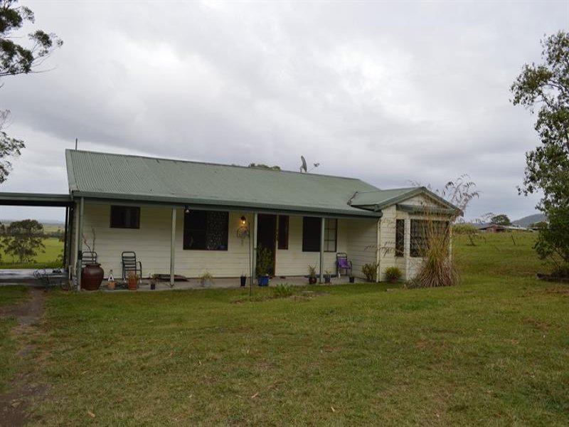 35 Old Woombah Rd, Woombah, NSW 2469 Property Details