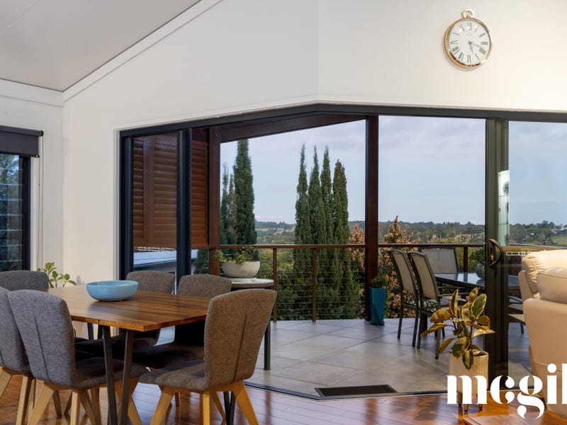 2/4 Sunnyside Court, Maleny, Qld 4552 Townhouse for Sale realestate