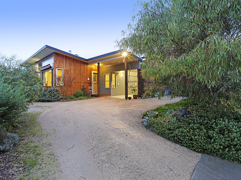 1/14 Jewell Place, Highton, Vic 3216 Property Details