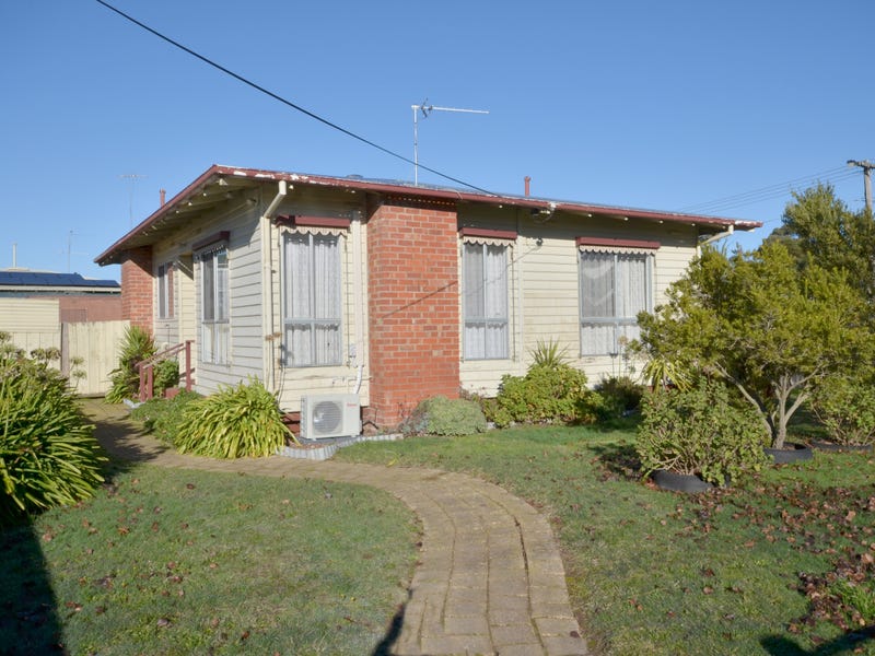 12 Hyacinth Grove, Wendouree, VIC 3355