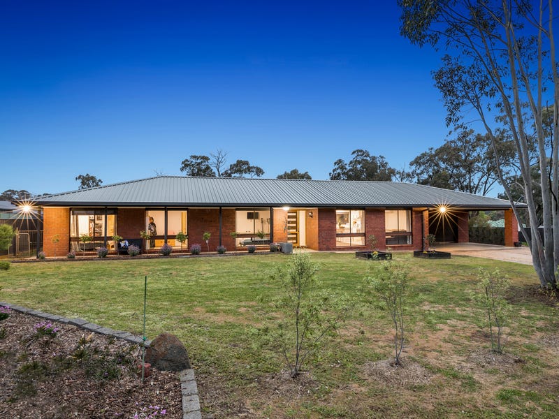 90 Sullivans Road, Strathfieldsaye, Vic 3551 Property Details