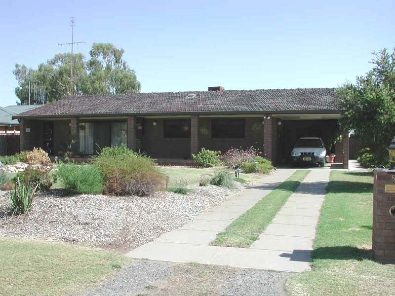 82 Kelly Street, Tocumwal, NSW 2714