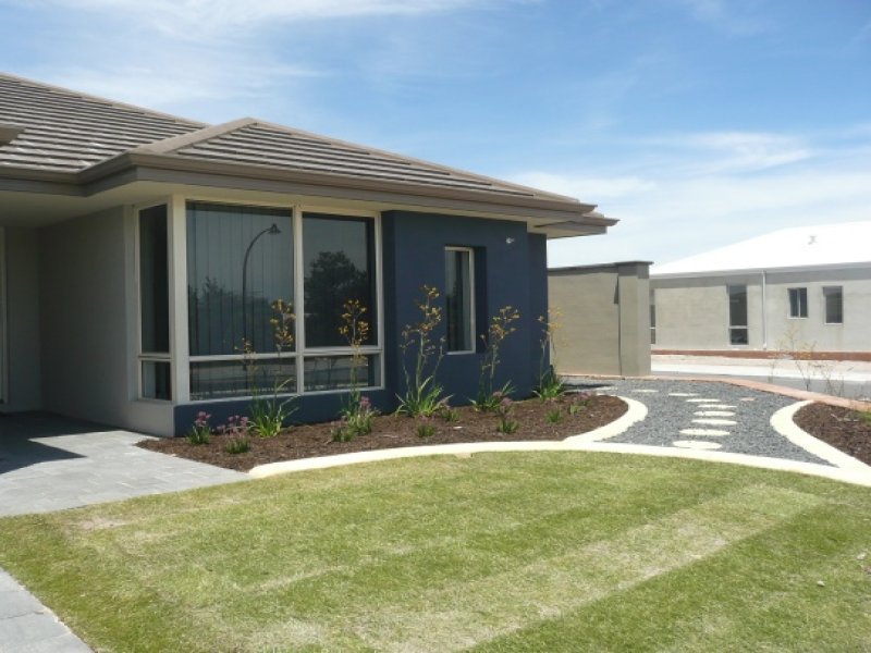 11 Riverland Drive, Ellenbrook, WA 6069