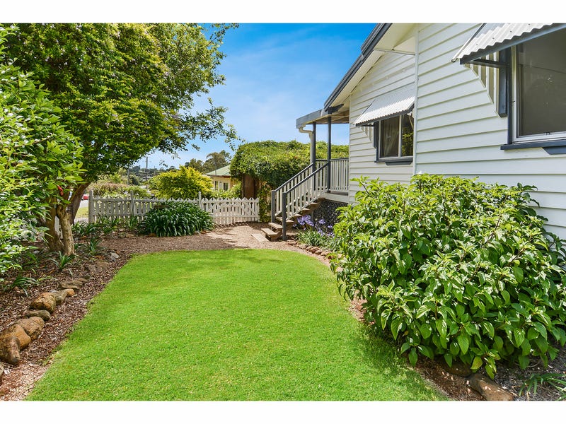 34 Tamarind Street, Maleny, Qld 4552 Property Details
