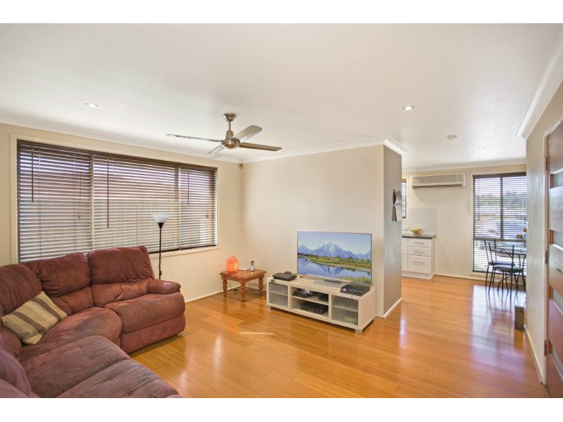 13 Collier Close, St Helens Park, NSW 2560