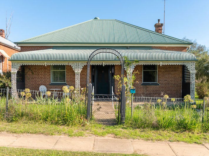 46 Clarke Street, Harden, NSW 2587 Property Details
