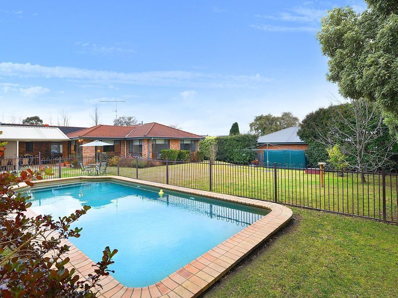 32 Braeside Drive, Bowral, NSW 2576 Property Details