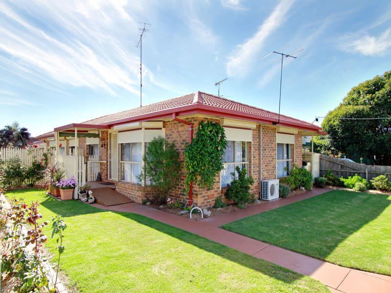 8 Linton Avenue, Moe, VIC 3825