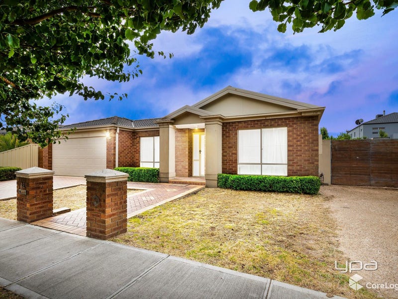 12 Flagstaff Lane, Taylors Hill, VIC 3037