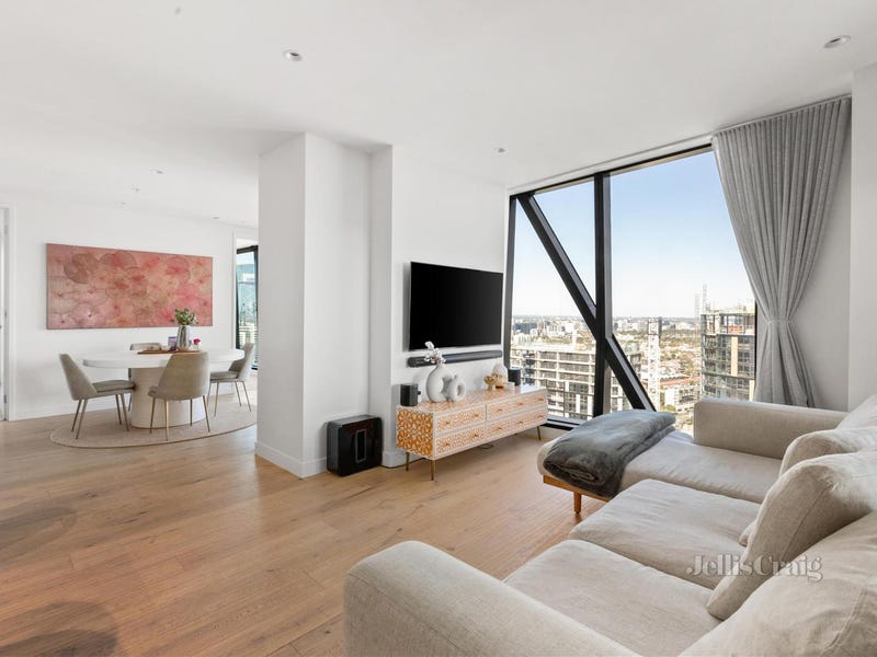 Real Estate & Property for Sale in Albert Park, VIC 3206 (+1 location