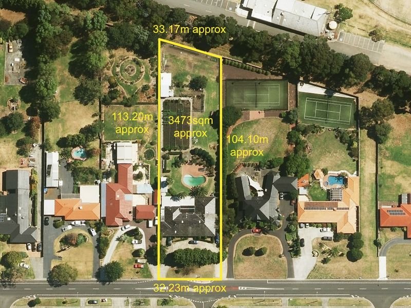 110-112 Kennington Park Drive, Endeavour Hills, Vic 3802