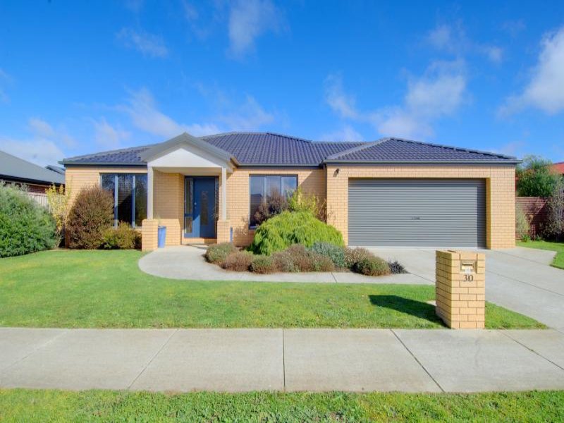 30 Josephine Way, Sebastopol, VIC 3356