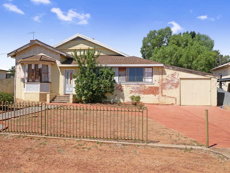 34 Mallee Street, Leeton, NSW 2705 Property Details