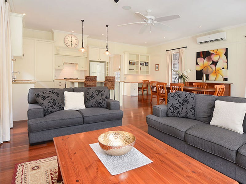 17 Wooloowin Avenue, Wooloowin, QLD 4030