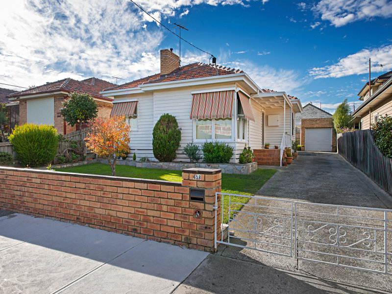 658 Gilbert Road, Reservoir, VIC 3073