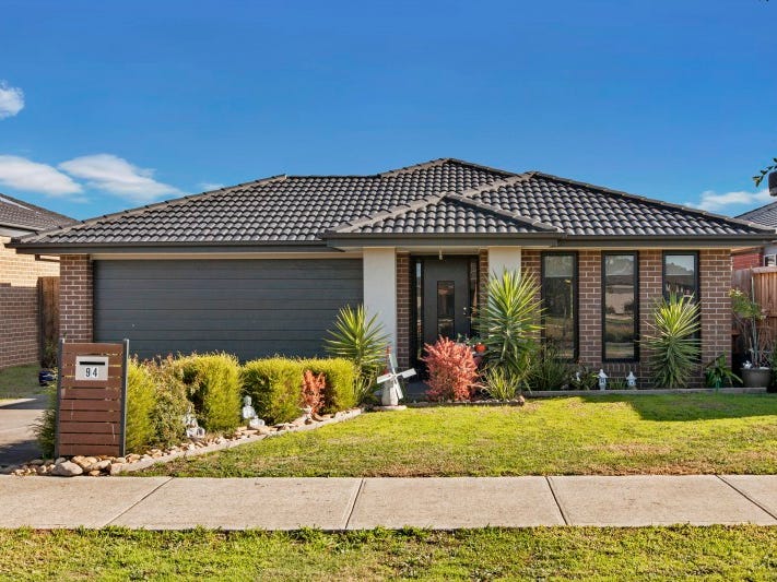94 Wallara Waters Boulevard, Wallan, Vic 3756 Property Details