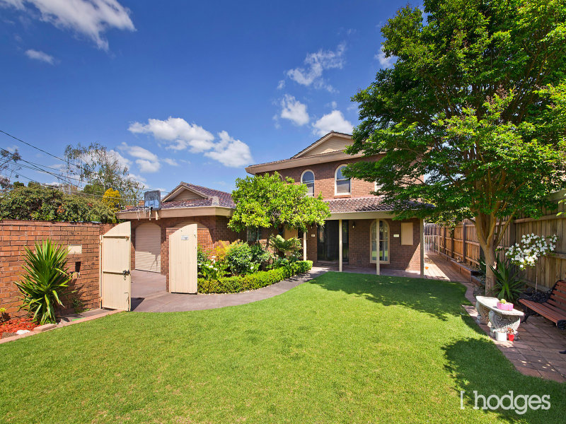 2 Powys Drive, Beaumaris, Vic 3193 Property Details