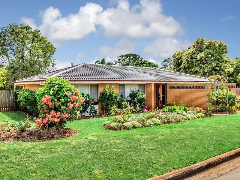 4 Greenaway Street, Lawnton, Qld 4501 Property Details