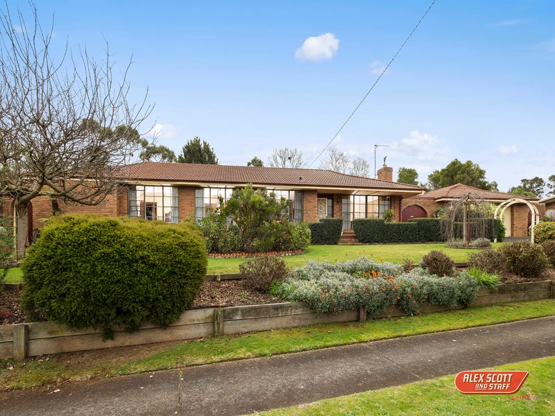 House For Sale Leongatha North at Monique Campbell blog