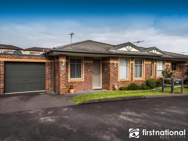 5/2125 Parkhill Drive, Berwick, Vic 3806 Property Details