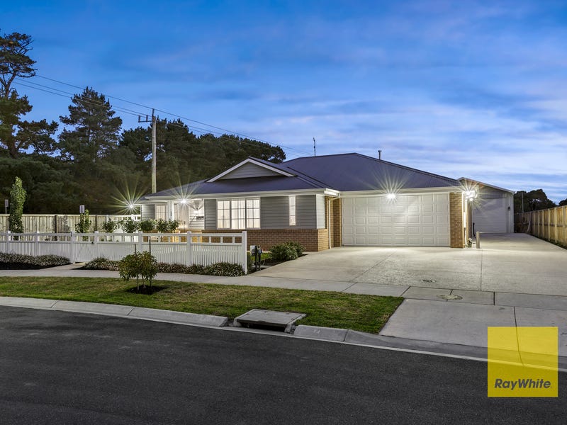 20 Waterloo Plains Cres, Winchelsea, Vic 3241 House for Sale