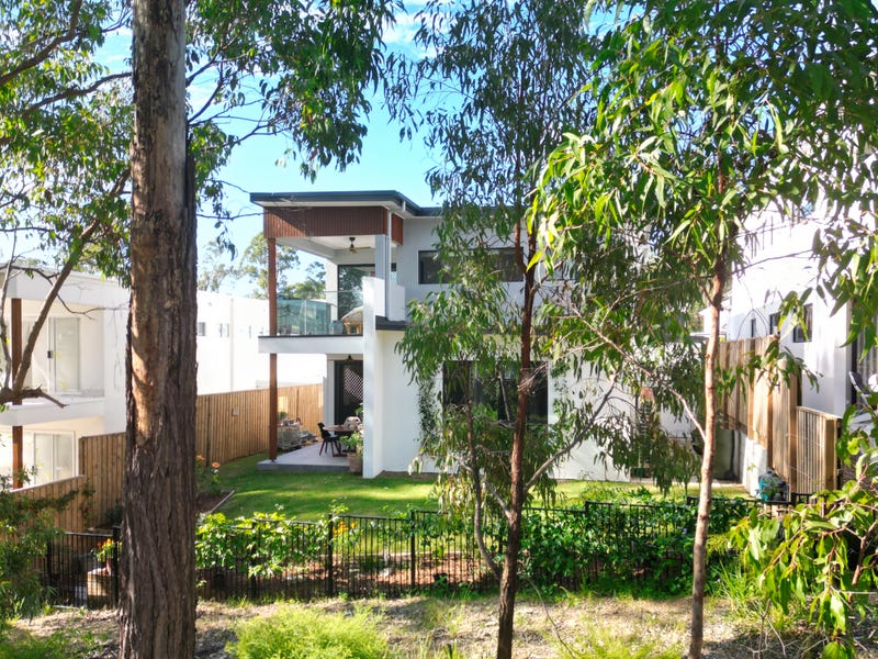 19 Hillsea Court, Arundel, Qld 4214 House for Sale