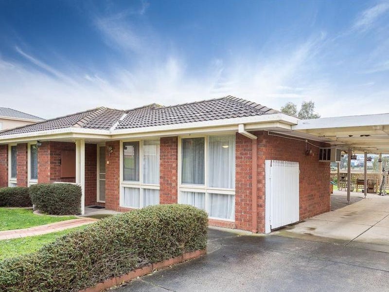 9 Blackwood Drive, Hampton Park, VIC 3976