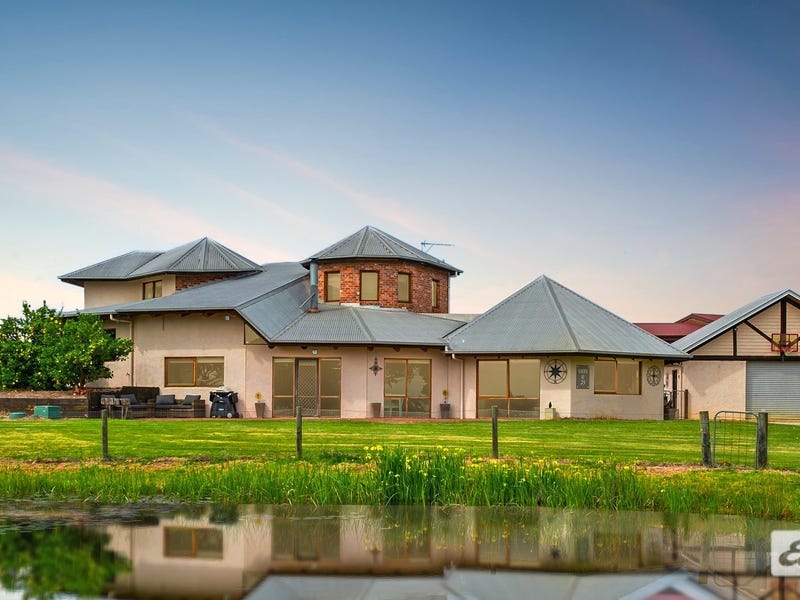 40 Brennans Road, Longford, Vic 3851 House for Sale