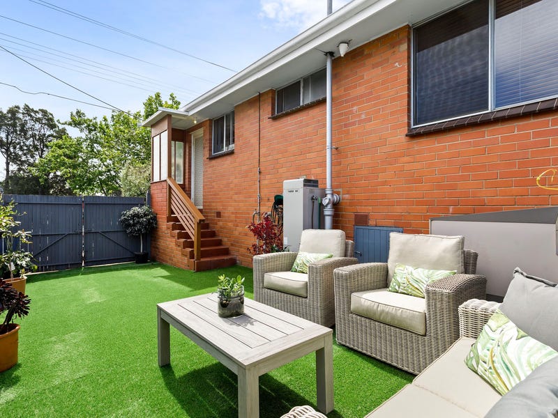1/110 Cooper Street, Essendon, VIC 3040