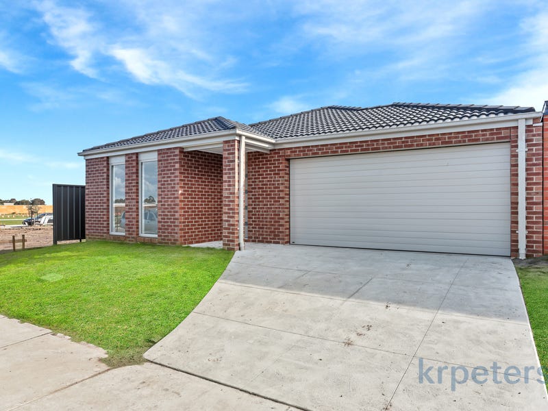 33 Shelton Park Drive, Koo Wee Rup, VIC 3981