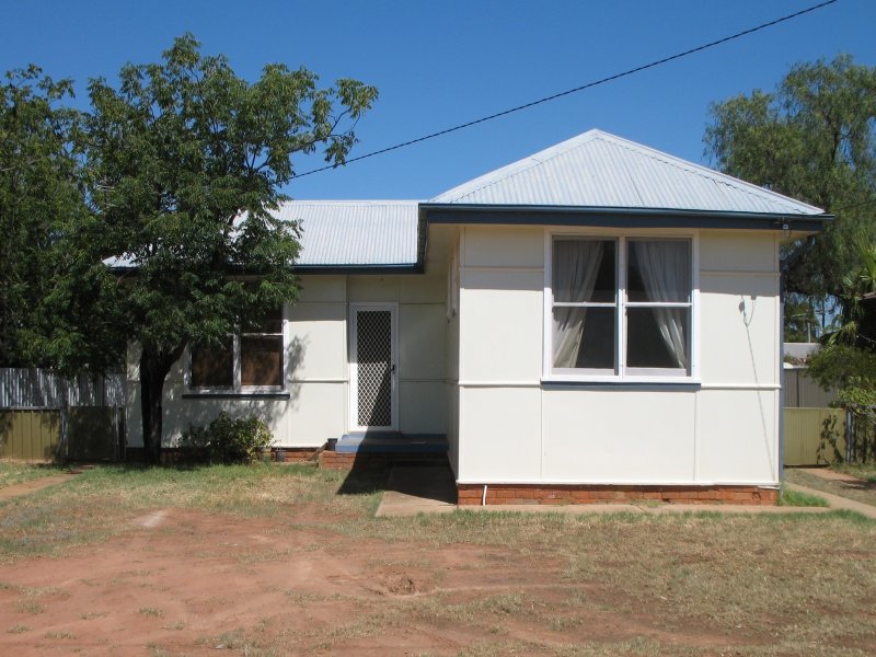 21 CAMPBELL STREET, Trangie, NSW 2823 Property Details