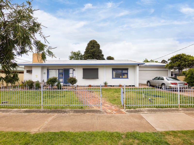 2 Winifred Street, Horsham, Vic 3400